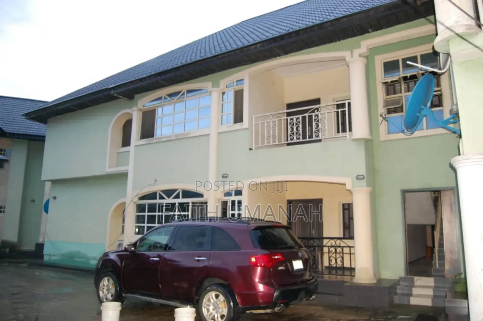 3bdrm Block of Flats in Oron Road, Uyo for sale in Uyo