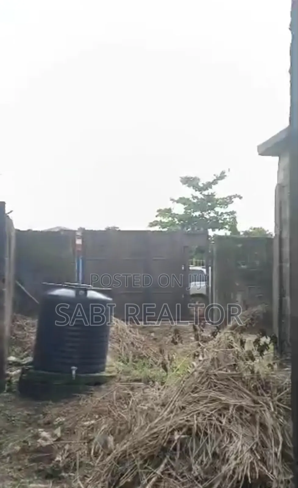 Uncompleted 3 Units of Mini Flat on 60*60ft at Alaja Road Megida Ayobo in Ayobo