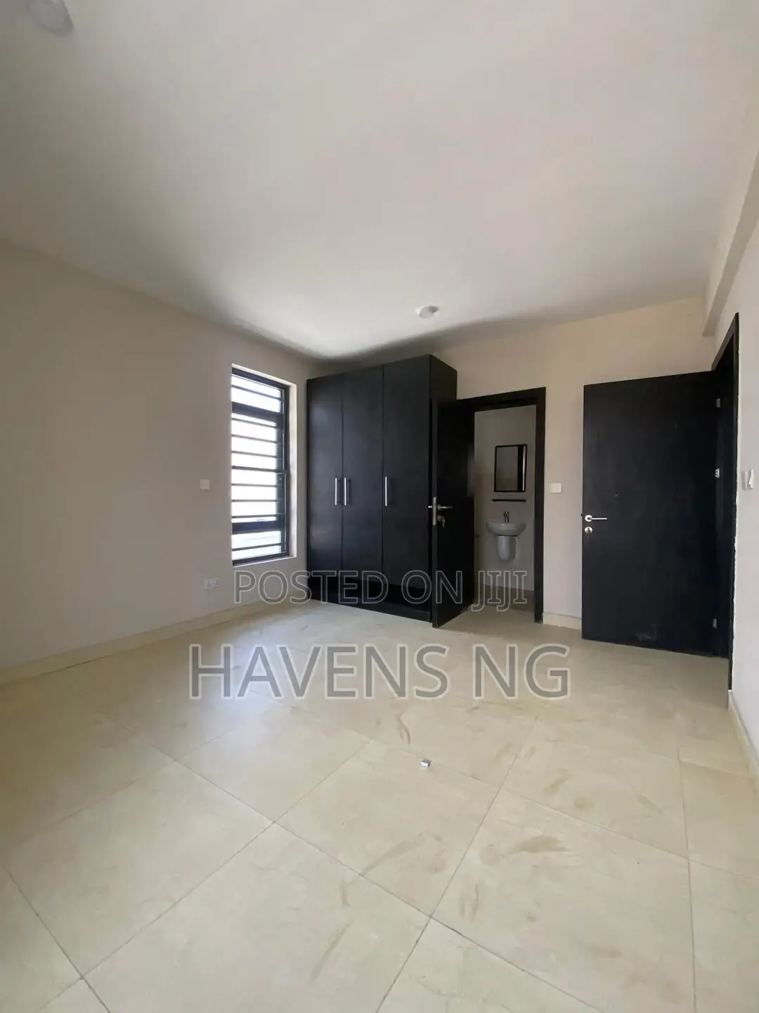 2bdrm Apartment in Osapa london for sale in Osapa london
