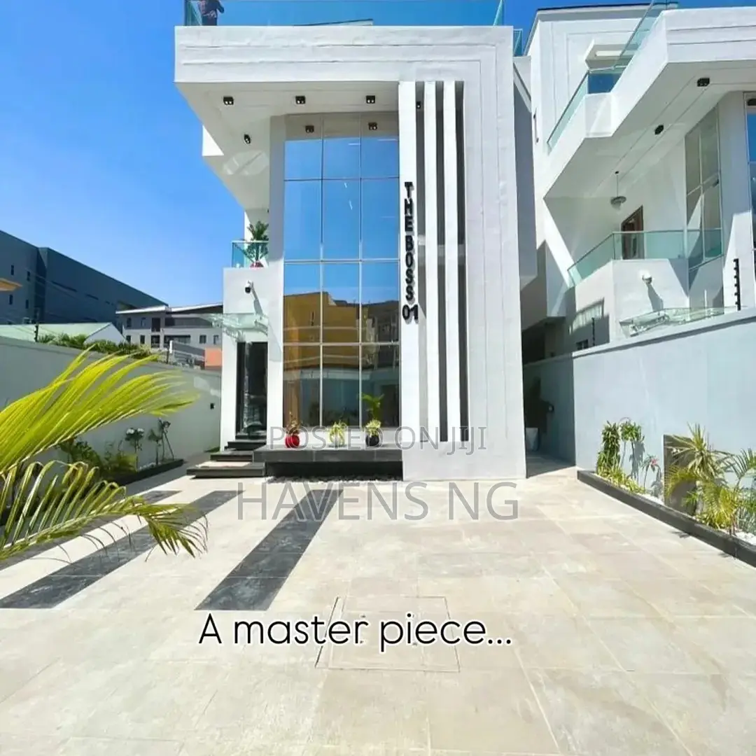 5bdrm Duplex in Lekki Phase 1 for sale in Lekki Phase 1