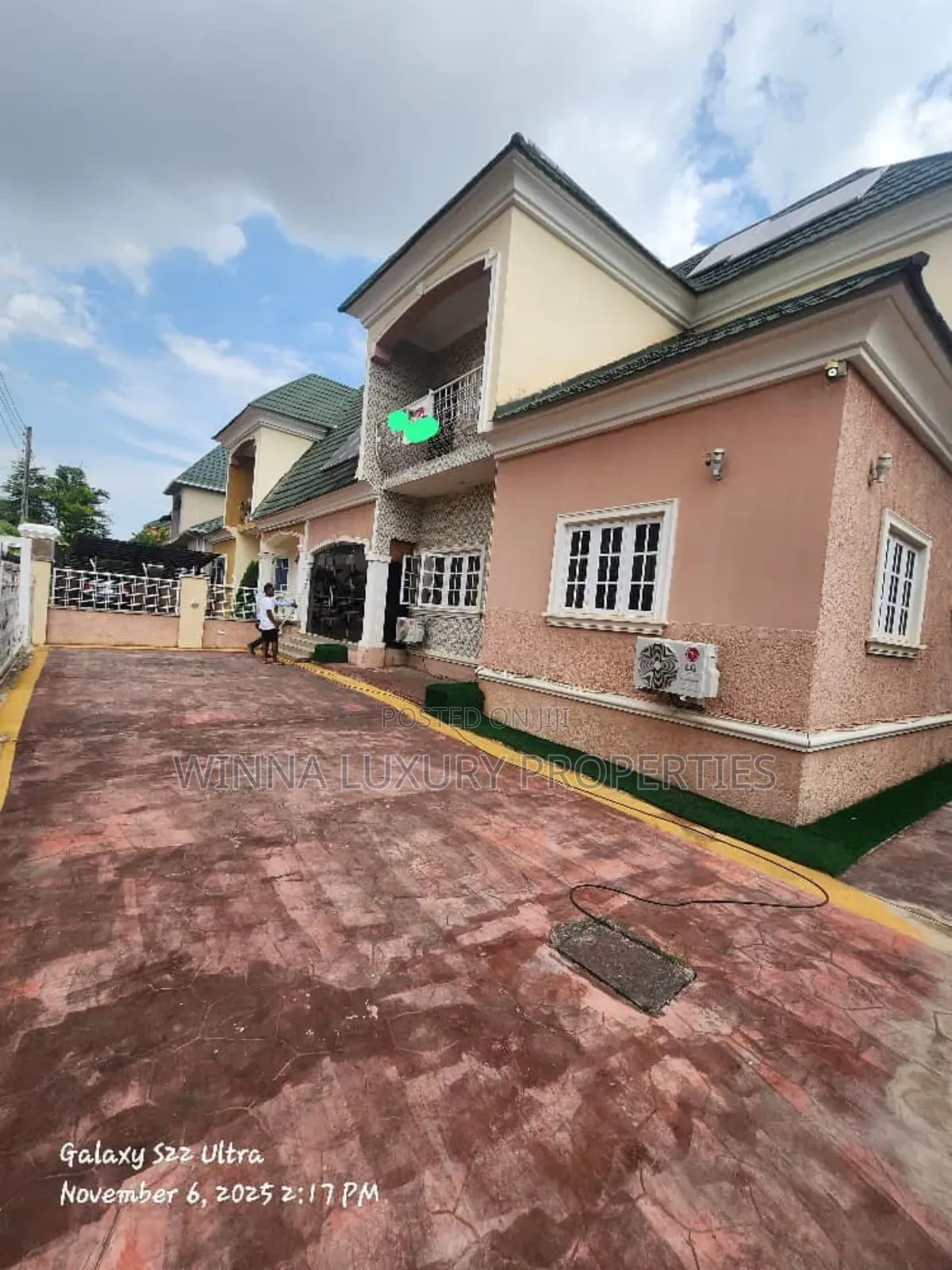 Furnished 5bdrm Duplex in River Park Estate, Lugbe District for sale in Lugbe District