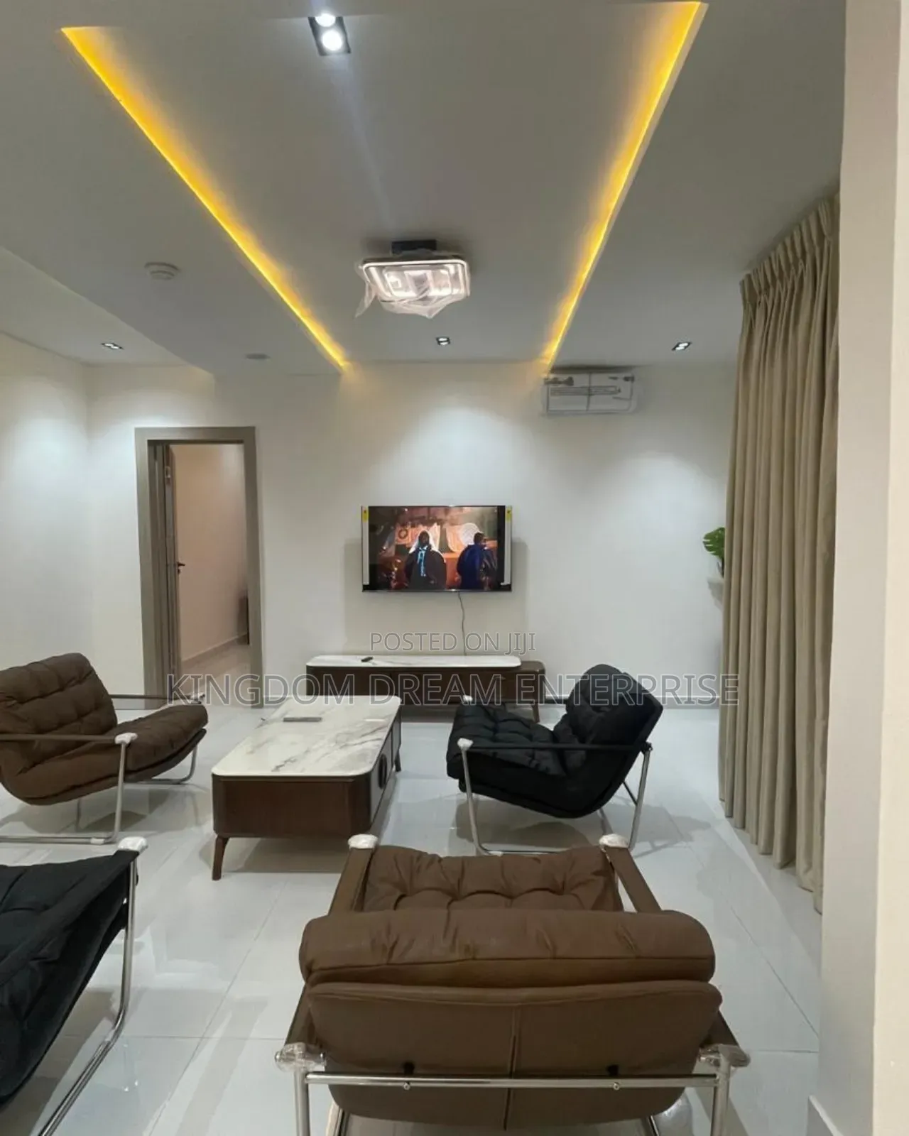 Furnished 2bdrm Apartment in Lekki Phase 1 for sale in Lekki Phase 1