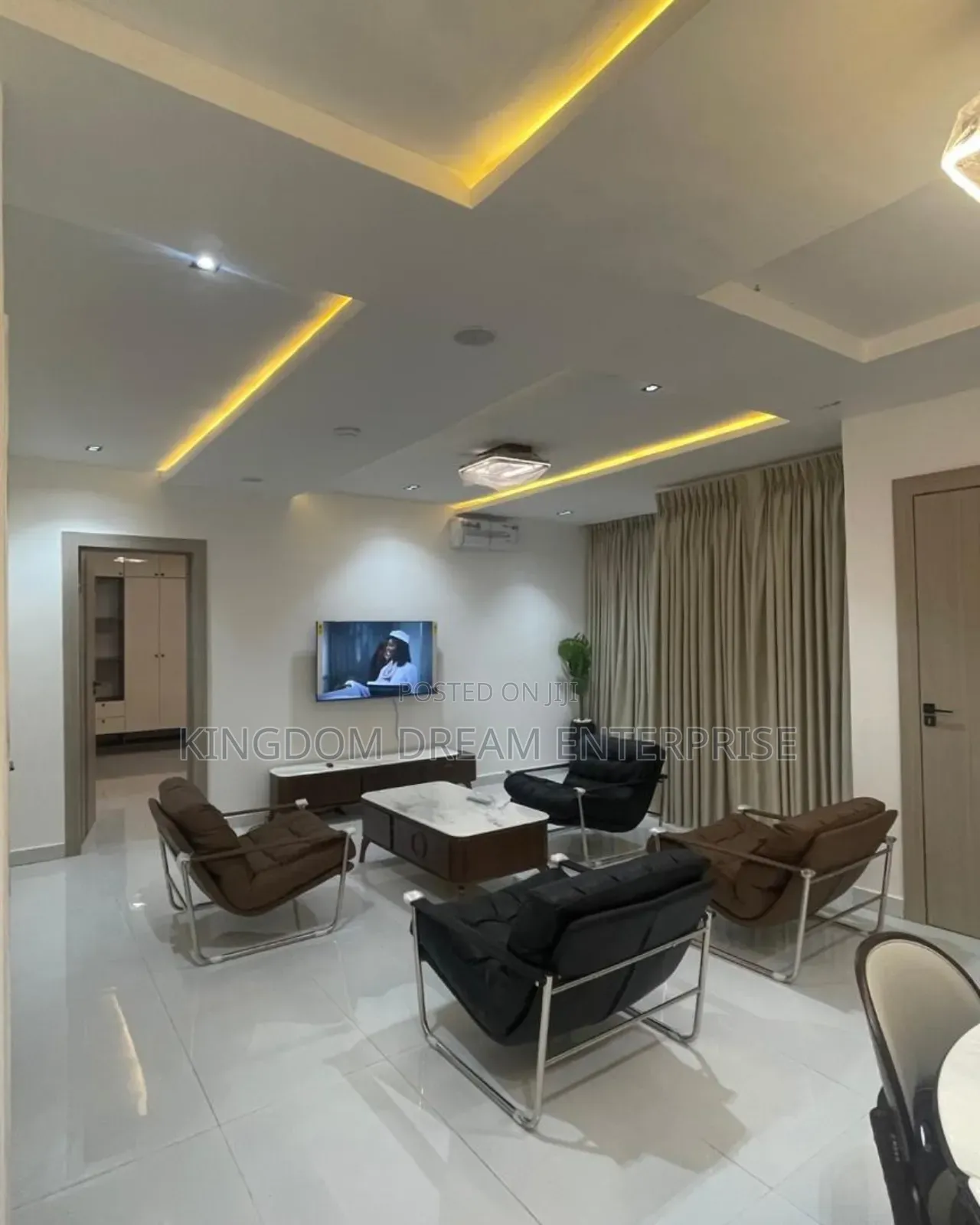 Furnished 2bdrm Apartment in Lekki Phase 1 for sale in Lekki Phase 1