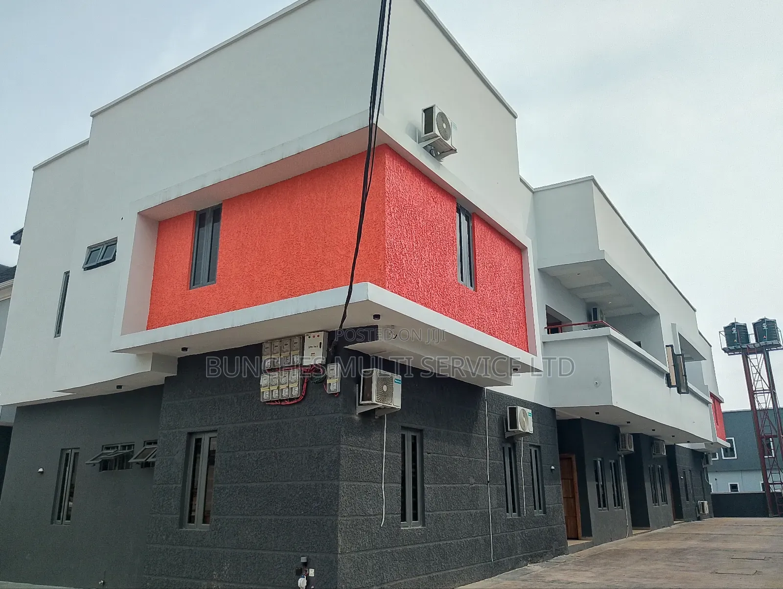 Newly Built Executive in Ketu-Alapere