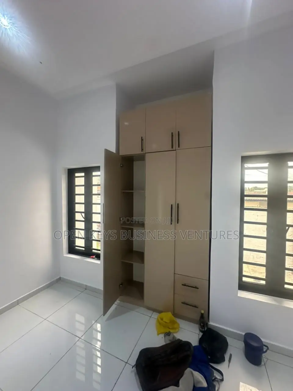 Furnished 4bdrm Bungalow in Carlton Gate, Akobo for sale in Akobo