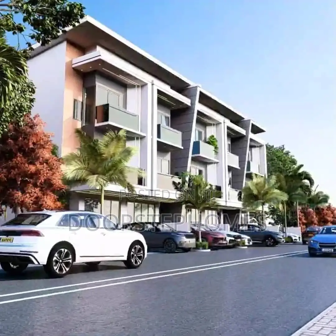 4 Bedroom Terrace Duplex In Utako For Sale in Utako