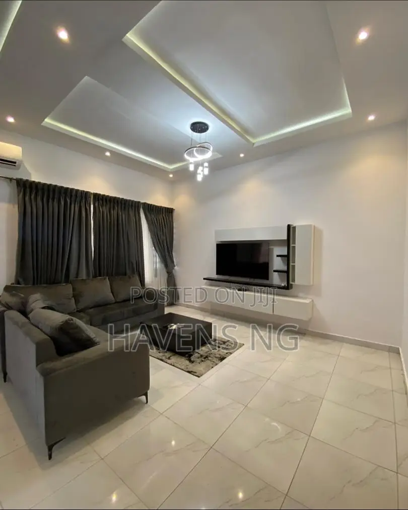 4bdrm Duplex in Ikota for sale in Ikota