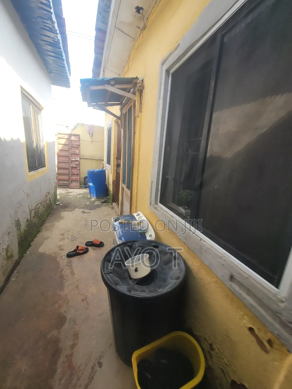 Studio Apartment in Ilaje, Bariga / Shomolu for rent in Bariga / Shomolu