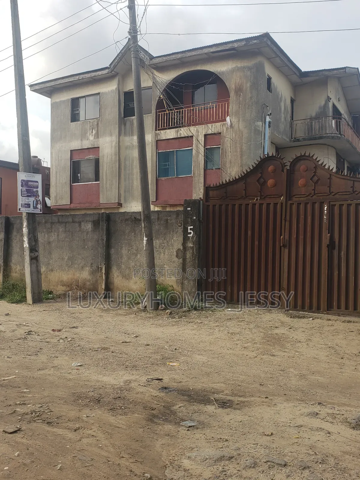 3bdrm Block of Flats in Afromedia Okokomiko, Okokomaiko for sale in Okokomaiko