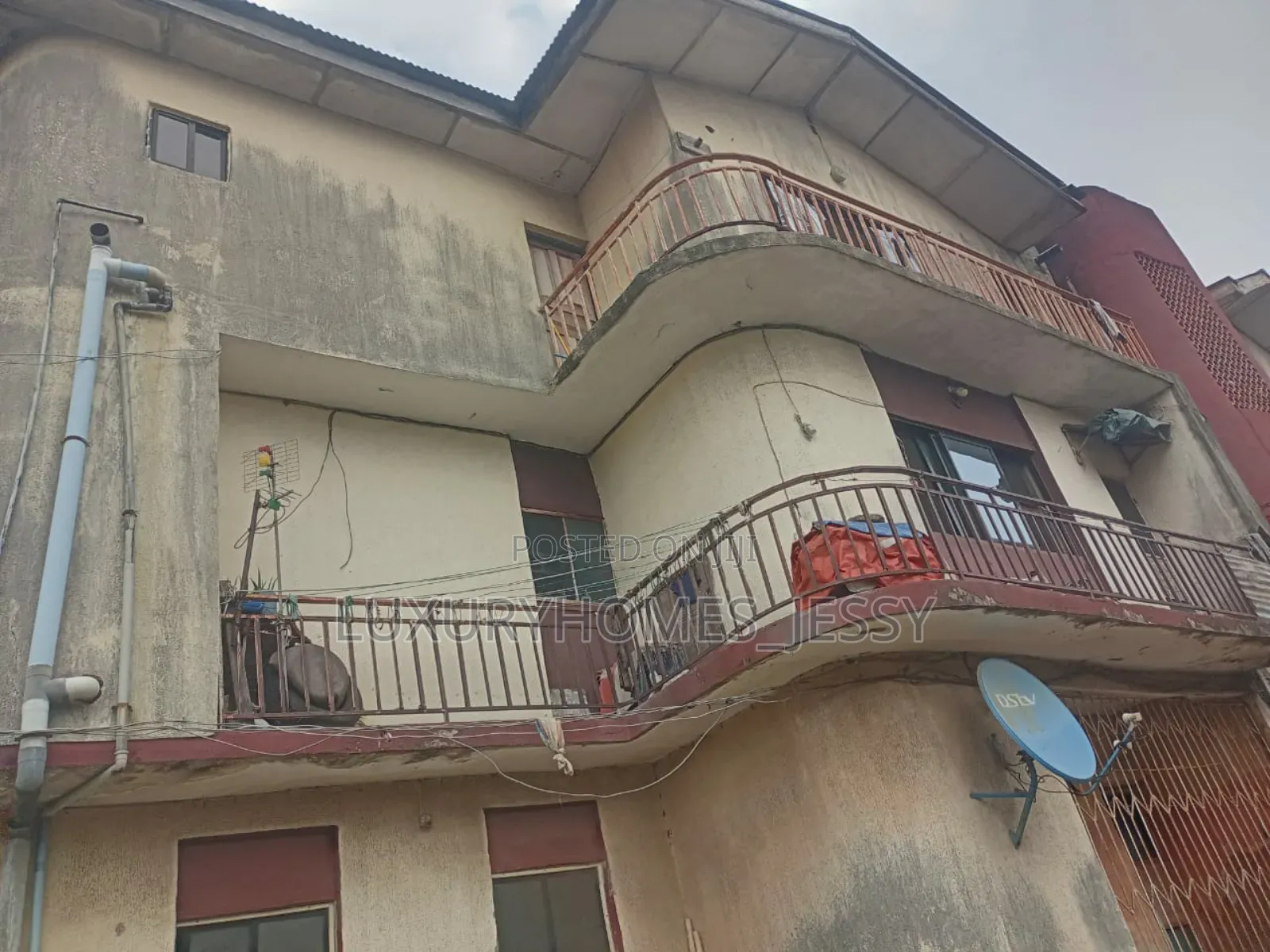 3bdrm Block of Flats in Afromedia Okokomiko, Okokomaiko for sale in Okokomaiko