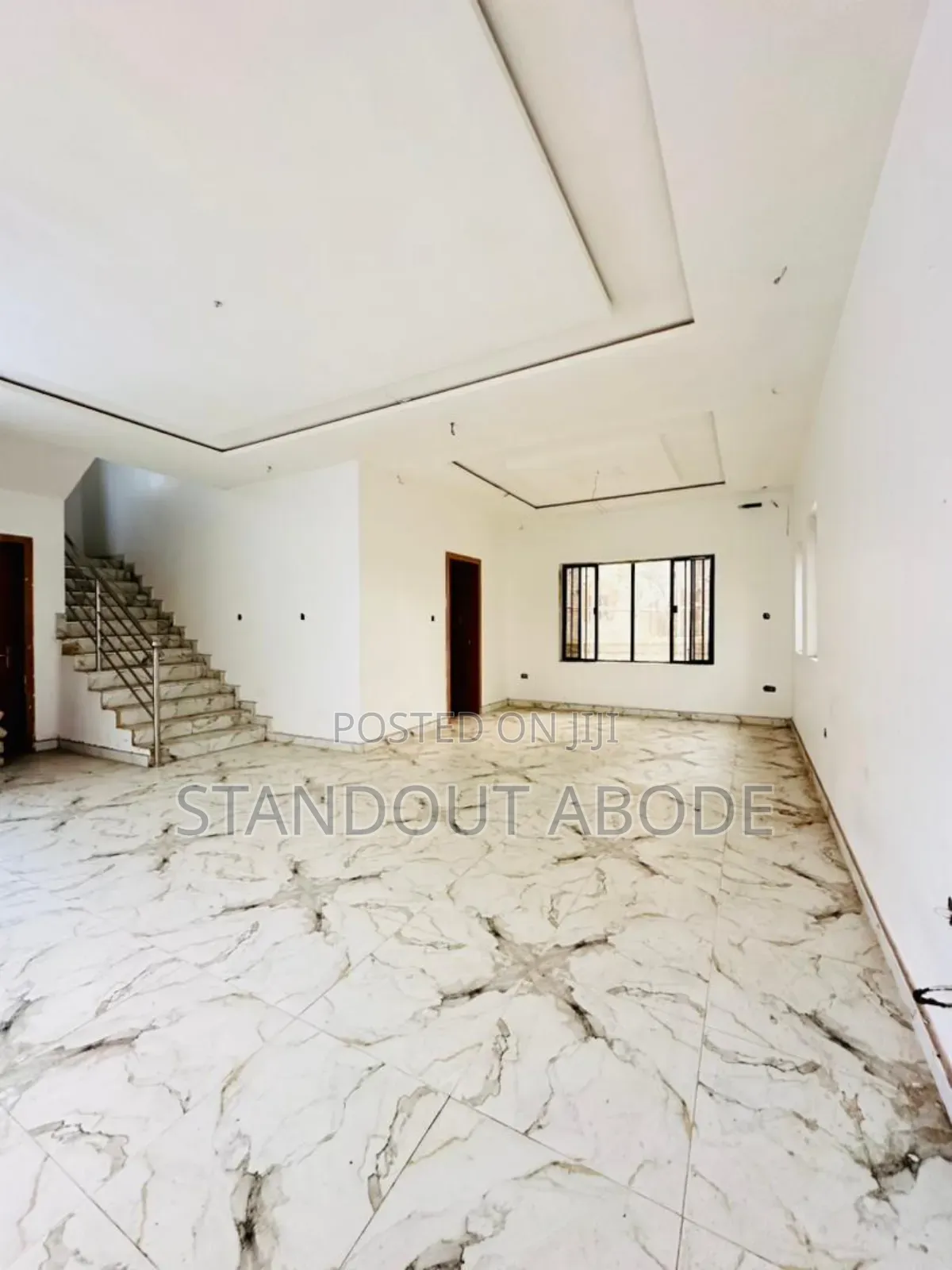 5bdrm Duplex in Inside An Estate, Isheri North for sale in Isheri North