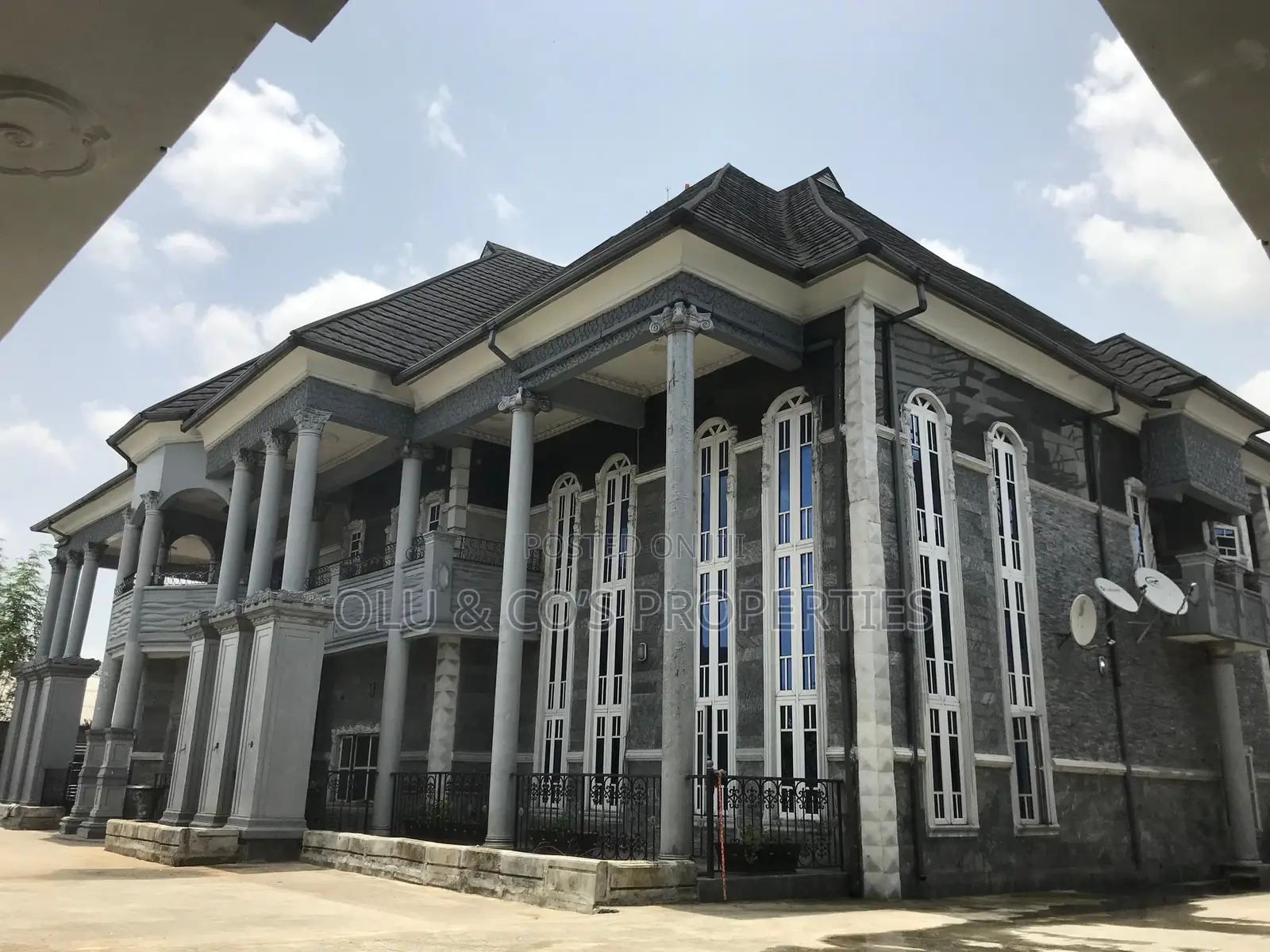 18bdrm Mansion in Port-Court for sale in Port-Harcourt