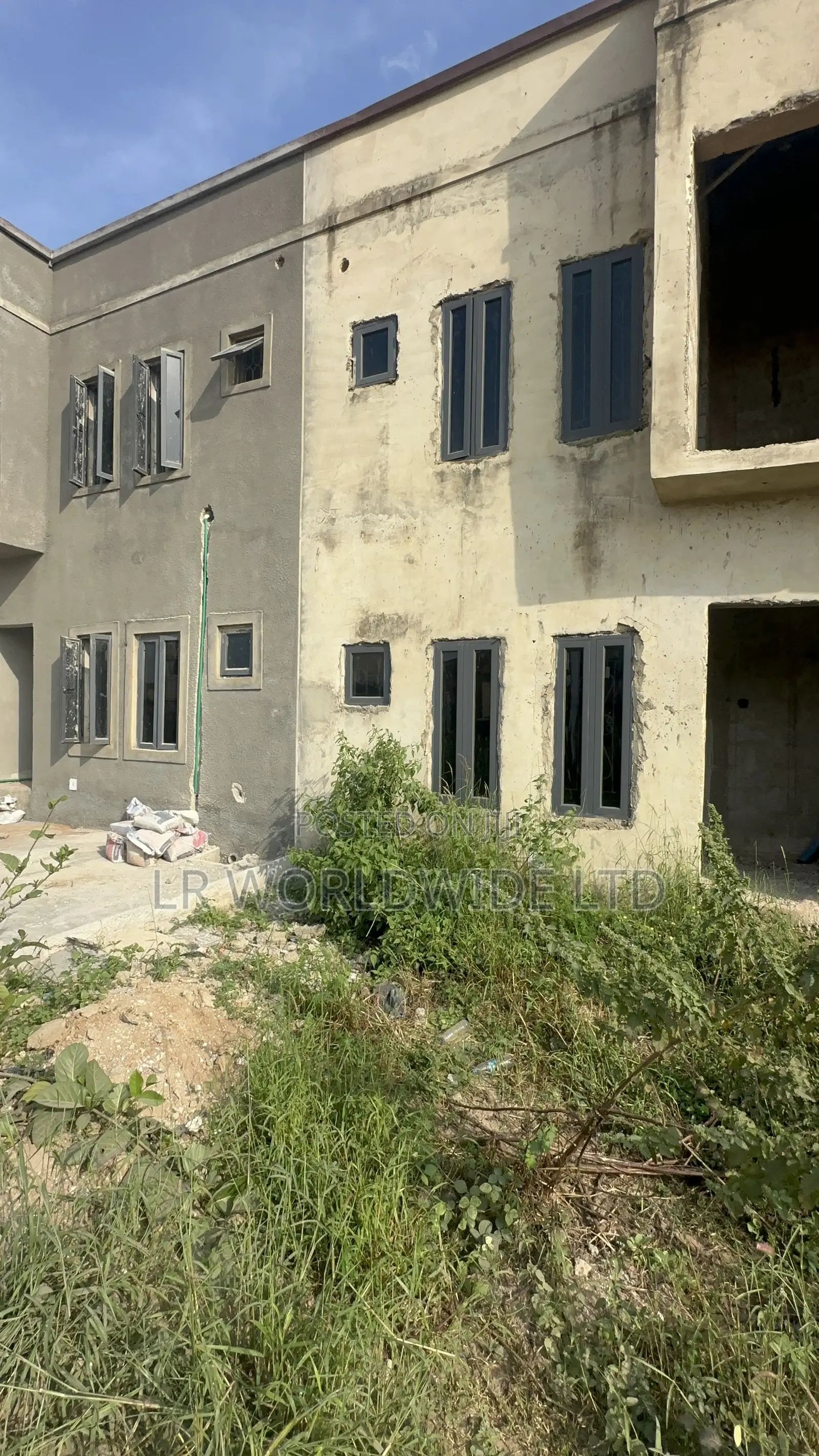 3bdrm Townhouse/Terrace in Apo District for sale in Apo District
