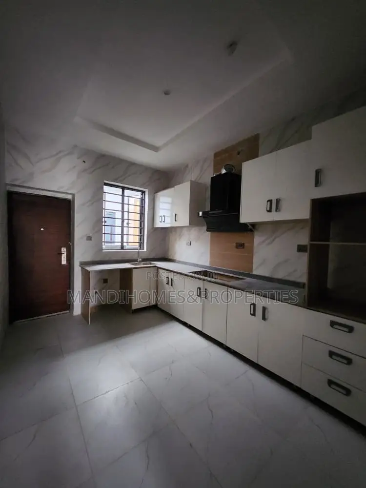 4bdrm Townhouse/Terrace in Ajah for sale in Ajah