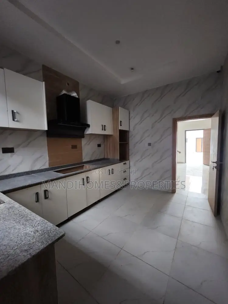 4bdrm Townhouse/Terrace in Ajah for sale in Ajah