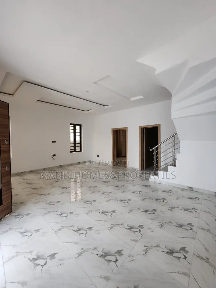 4bdrm Townhouse/Terrace in Ajah for sale in Ajah