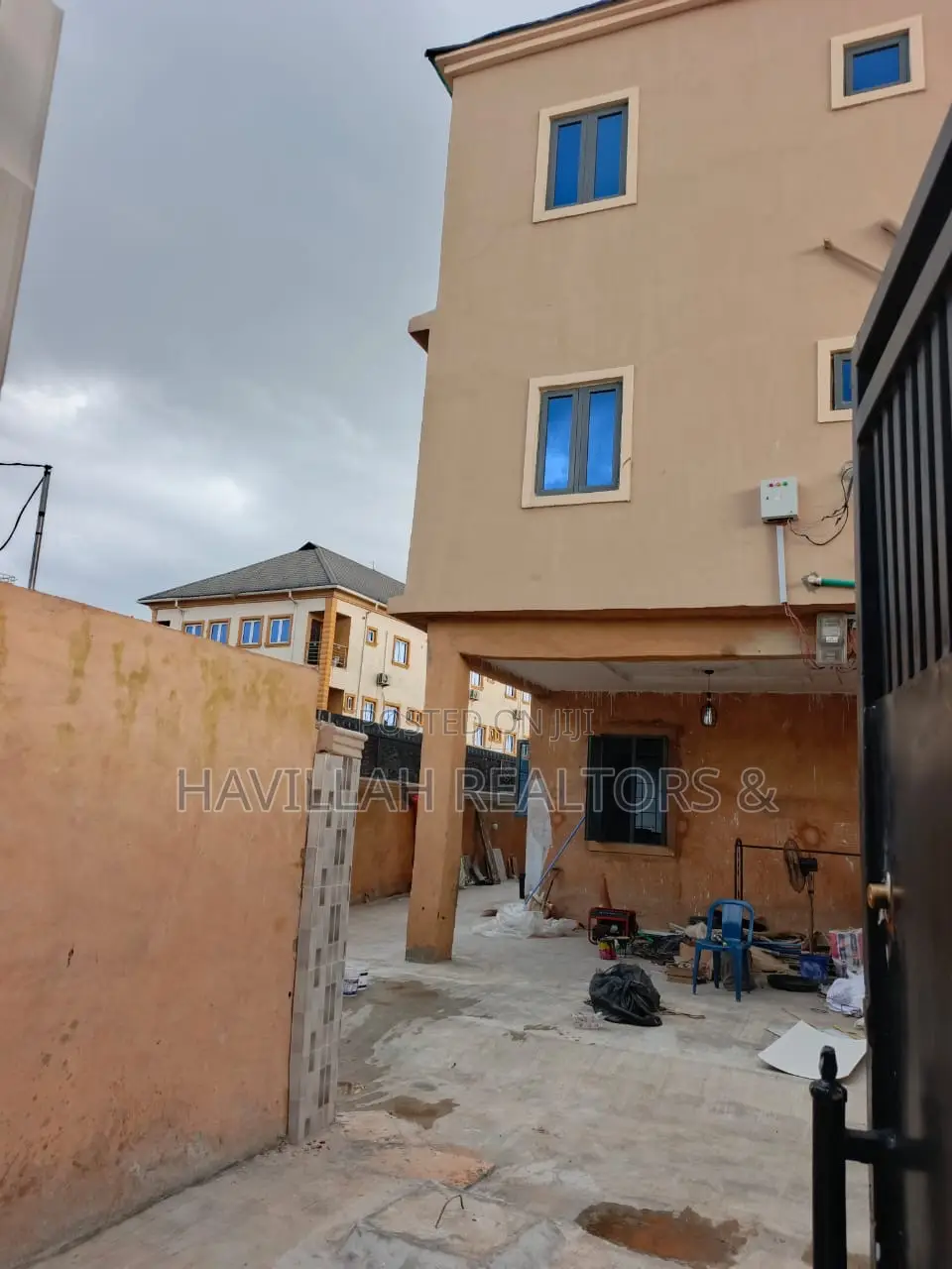 1bdrm Apartment in Ogba for sale in Ogba