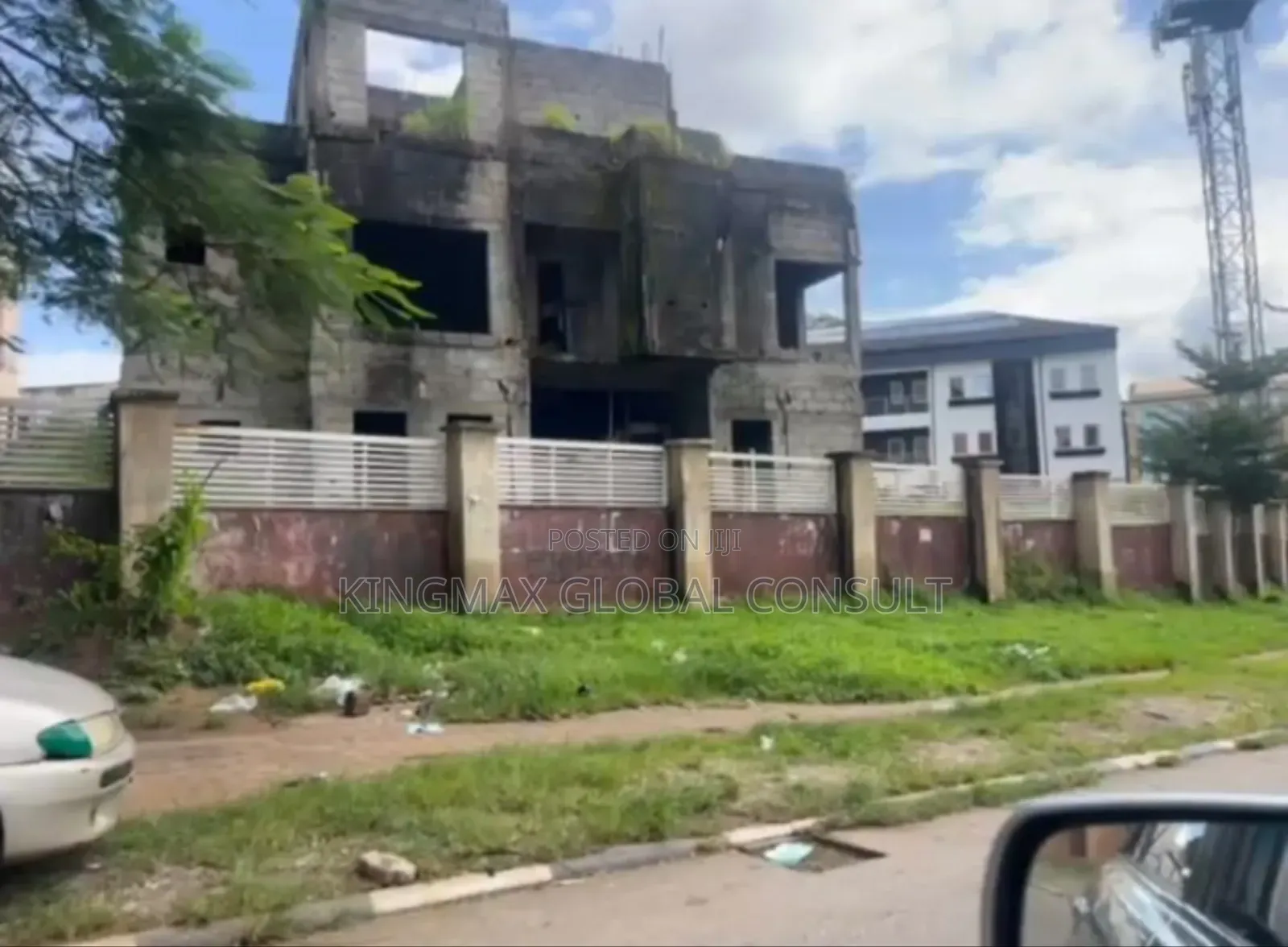 For Sale :
800m2 Plus Land Size With Uncompleted Building.
Title Cofo in Wuse 2