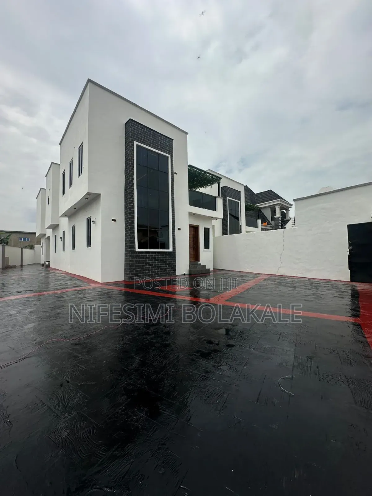 4bdrm Duplex in Emmanuel Estate,, Idishin for sale in Idishin