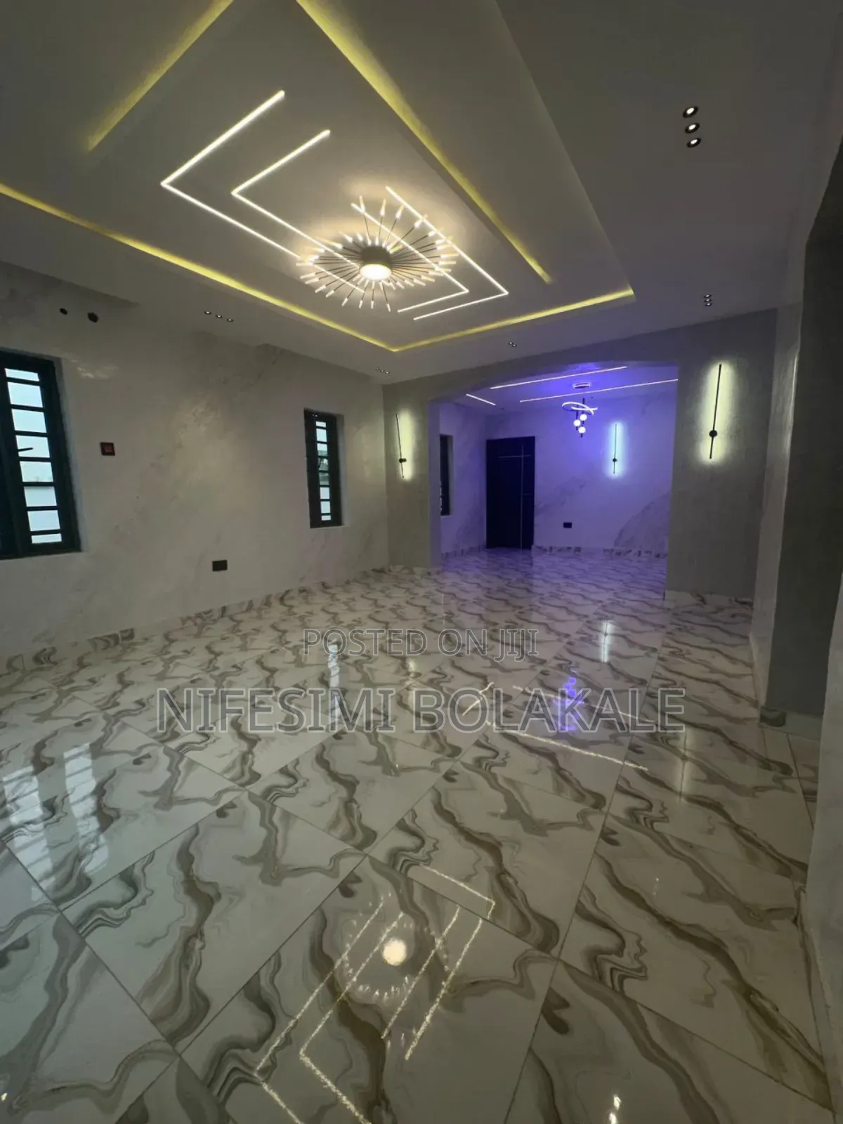 4bdrm Duplex in Emmanuel Estate,, Idishin for sale in Idishin
