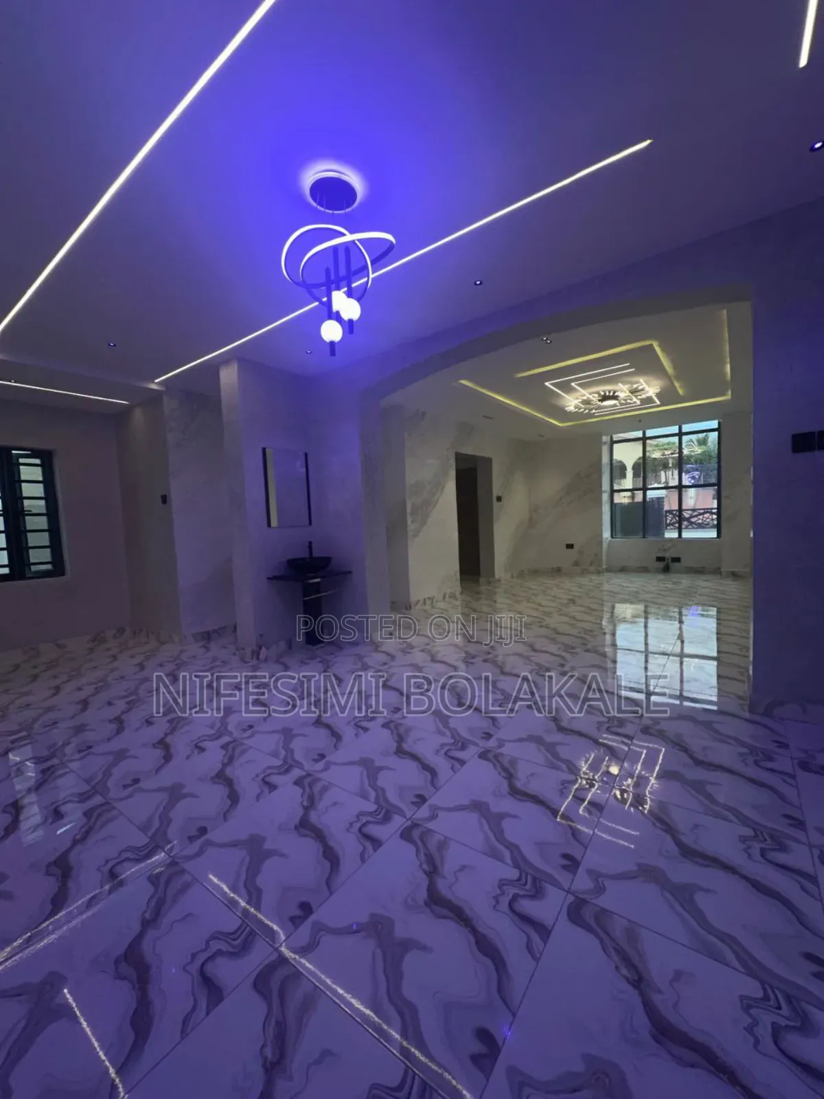 4bdrm Duplex in Emmanuel Estate,, Idishin for sale in Idishin