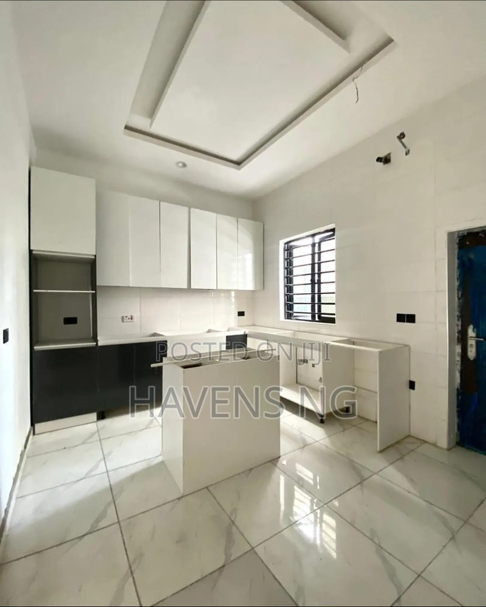 4bdrm Duplex in Orchid Estate, Lekki Expressway for sale in Lekki Expressway
