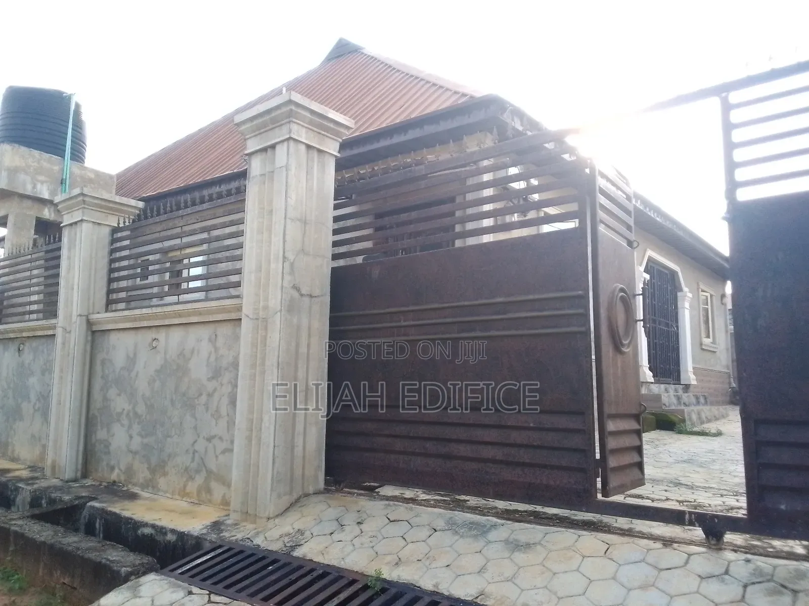 Furnished 3bdrm Bungalow in Parkview, Ikorodu for sale in Ikorodu