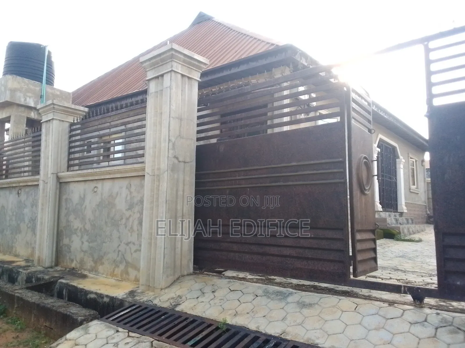 Furnished 3bdrm Bungalow in Parkview, Ikorodu for sale in Ikorodu