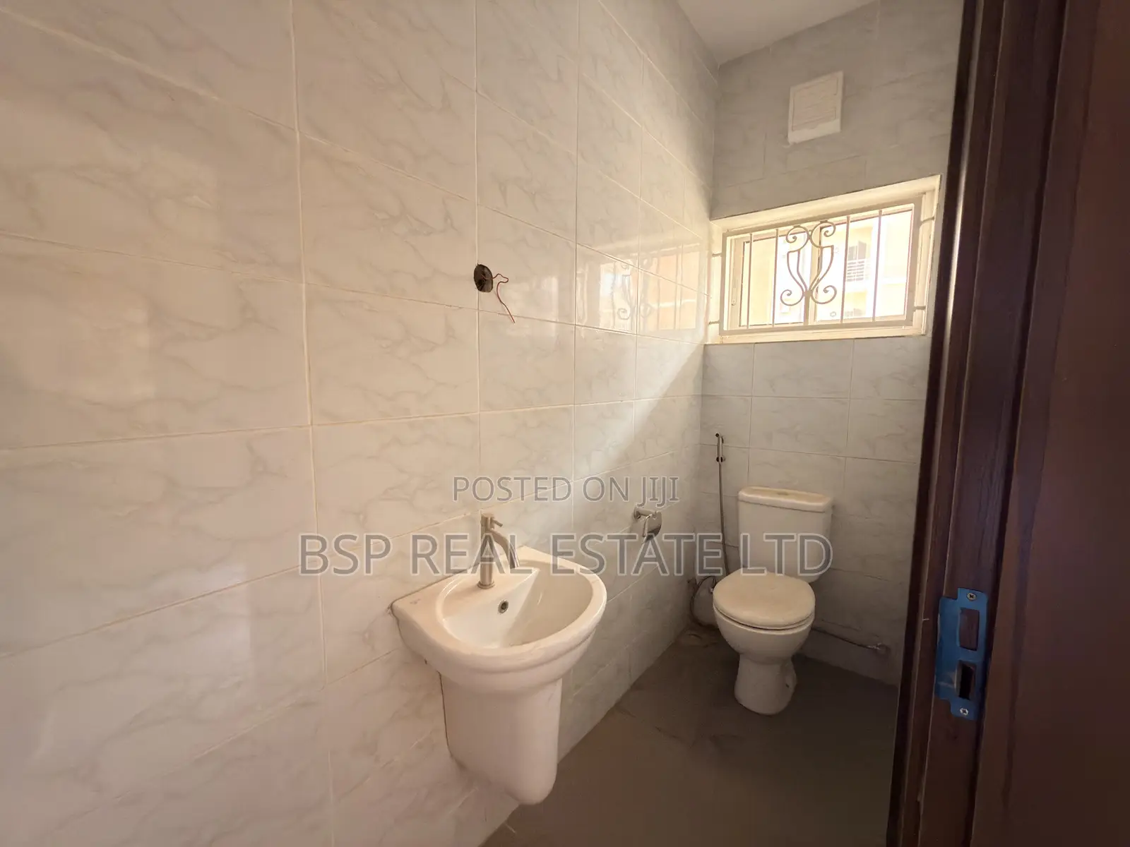 4bdrm Townhouse / Terrace in Life Camp for rent in Life Camp