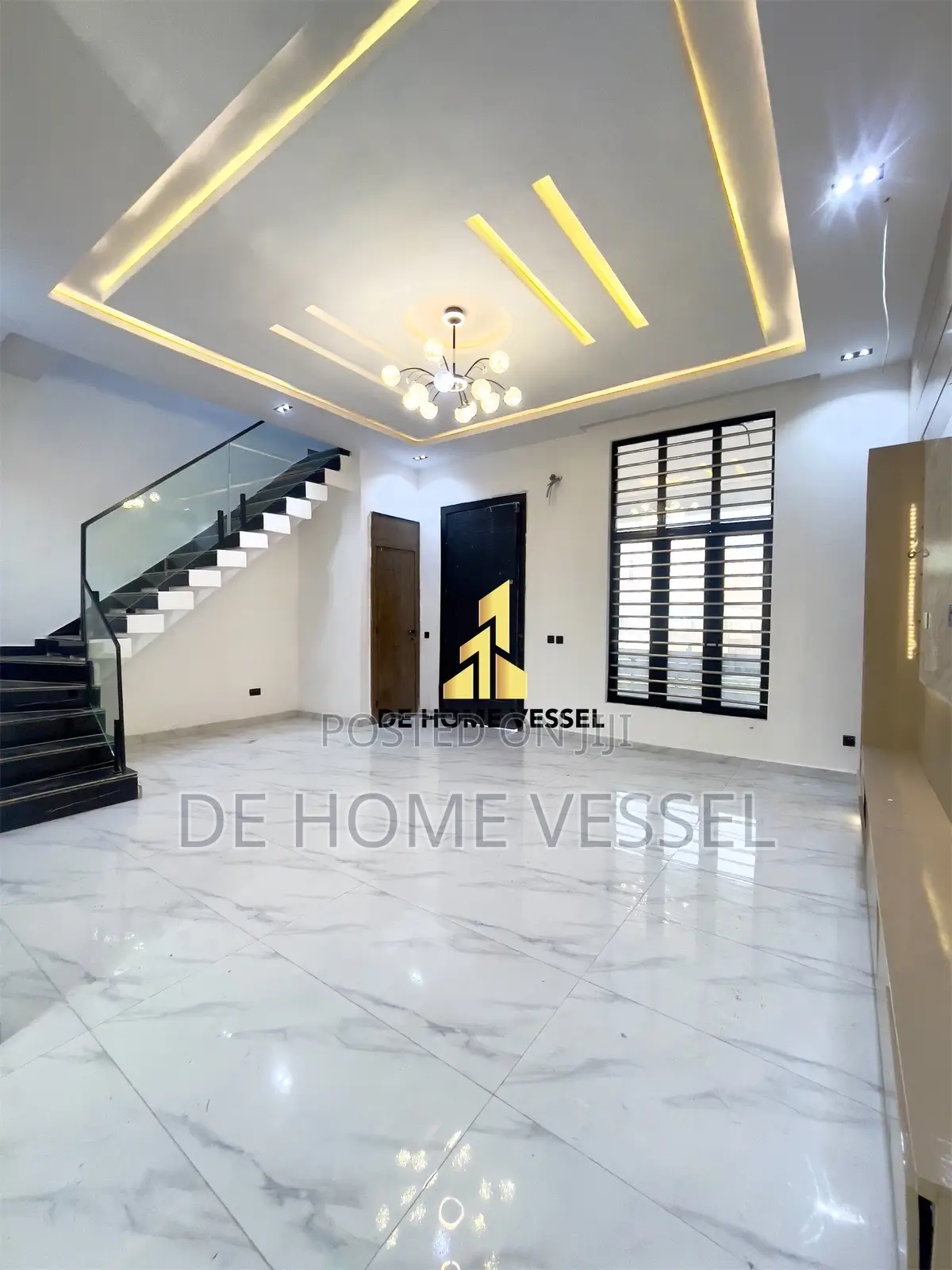 3bdrm Townhouse/Terrace in Ikota for sale in Ikota