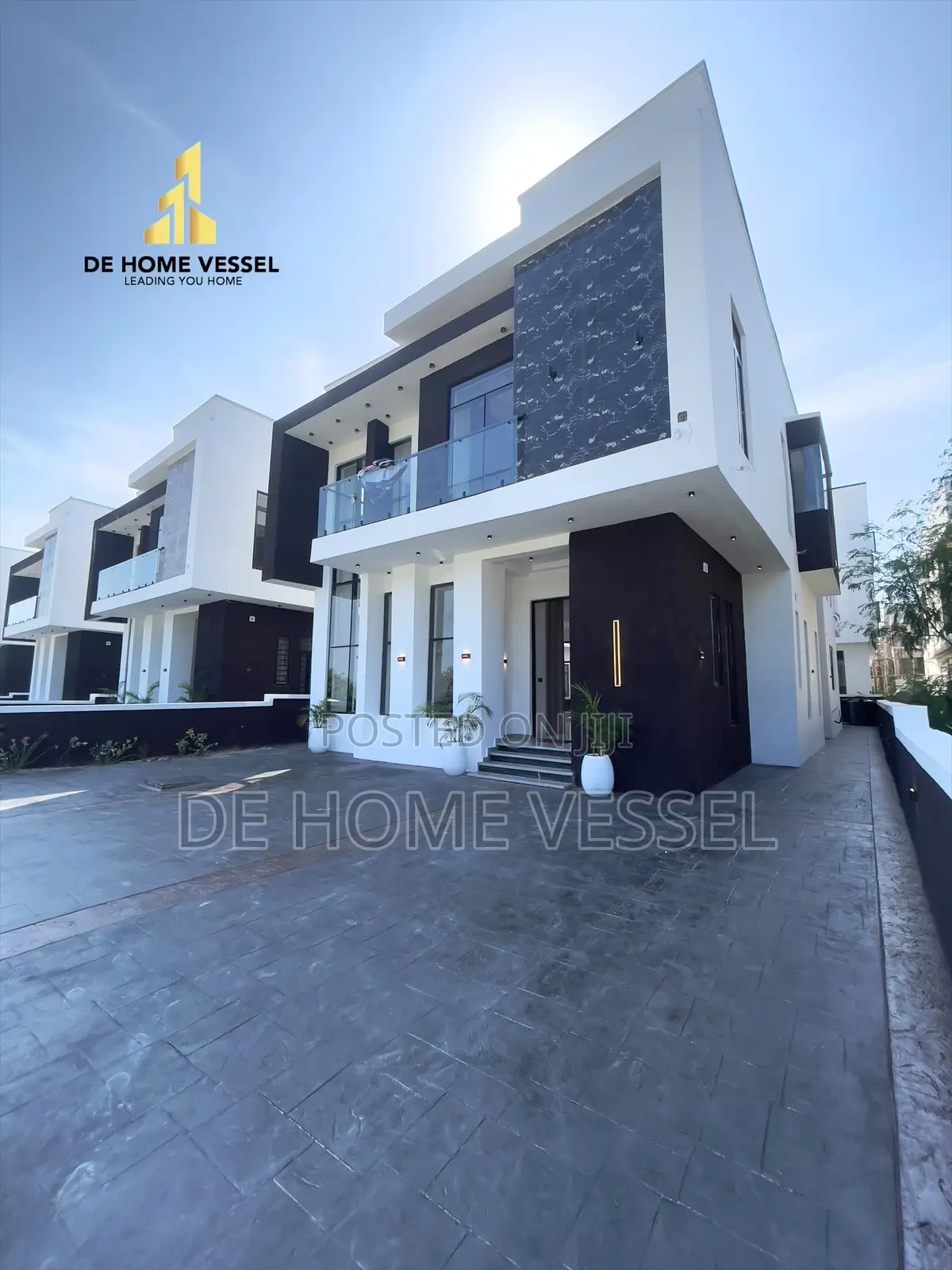 5bdrm Duplex in Lekki for sale in Lekki