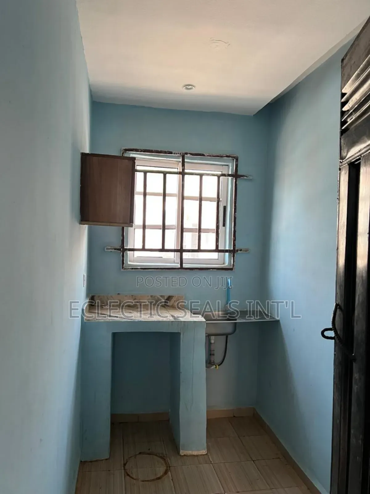 Mini Flat in Eclectic Seals, Sabon Lugbe for rent in Sabon Lugbe