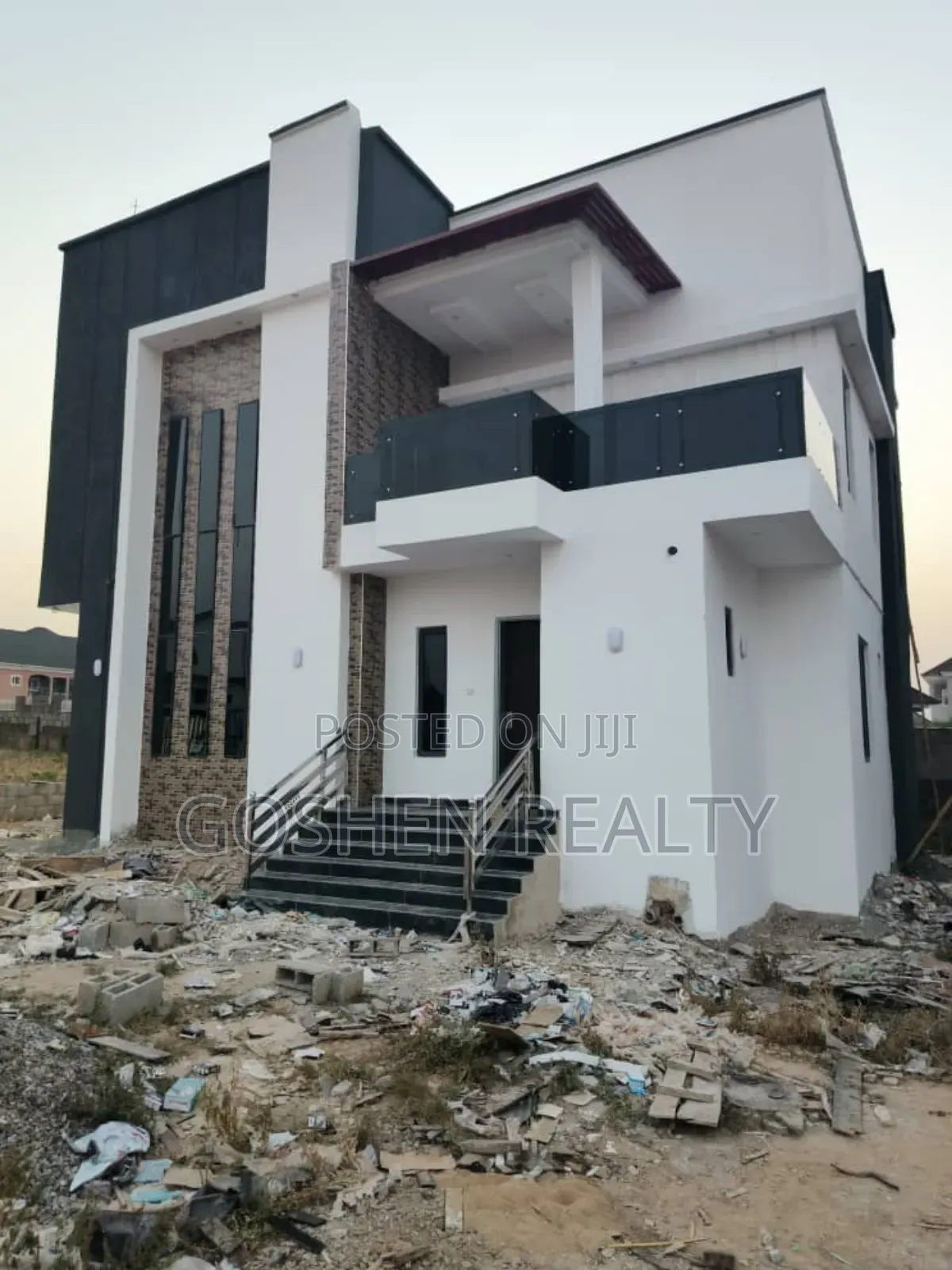5bdrm Duplex in Kubwa Fo1 Main for sale in Kubwa