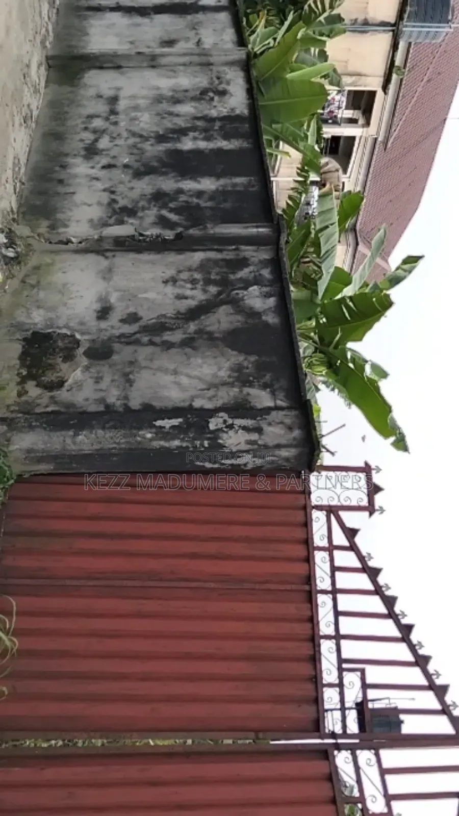 For Sale: One (1) Plot at Farm Road 2 Estate Eliozu Port Harcourt in Port-Harcourt