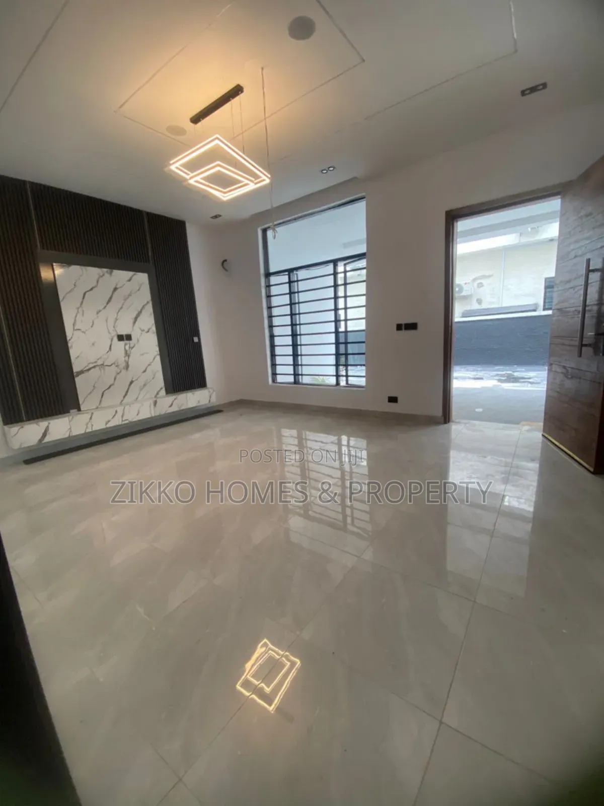 3bdrm Townhouse/Terrace in Ikota, Lekki for sale in Lekki