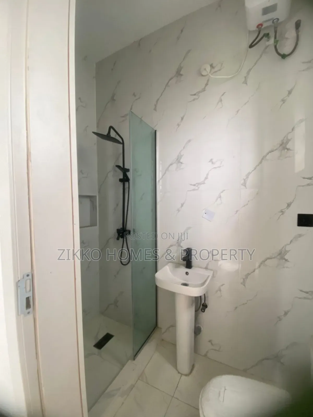 4bdrm Duplex in Ikota, Lekki for sale in Lekki