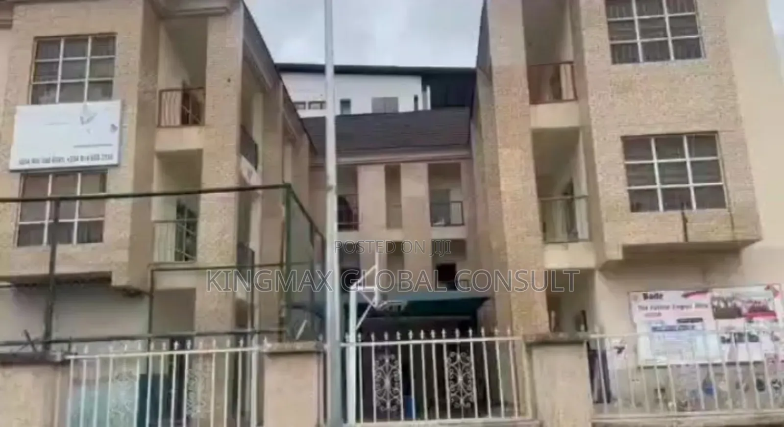 Plaza for Sale
 22 Shops
Location: Wuye
Land Size:- 900sqm
C of O in Wuye