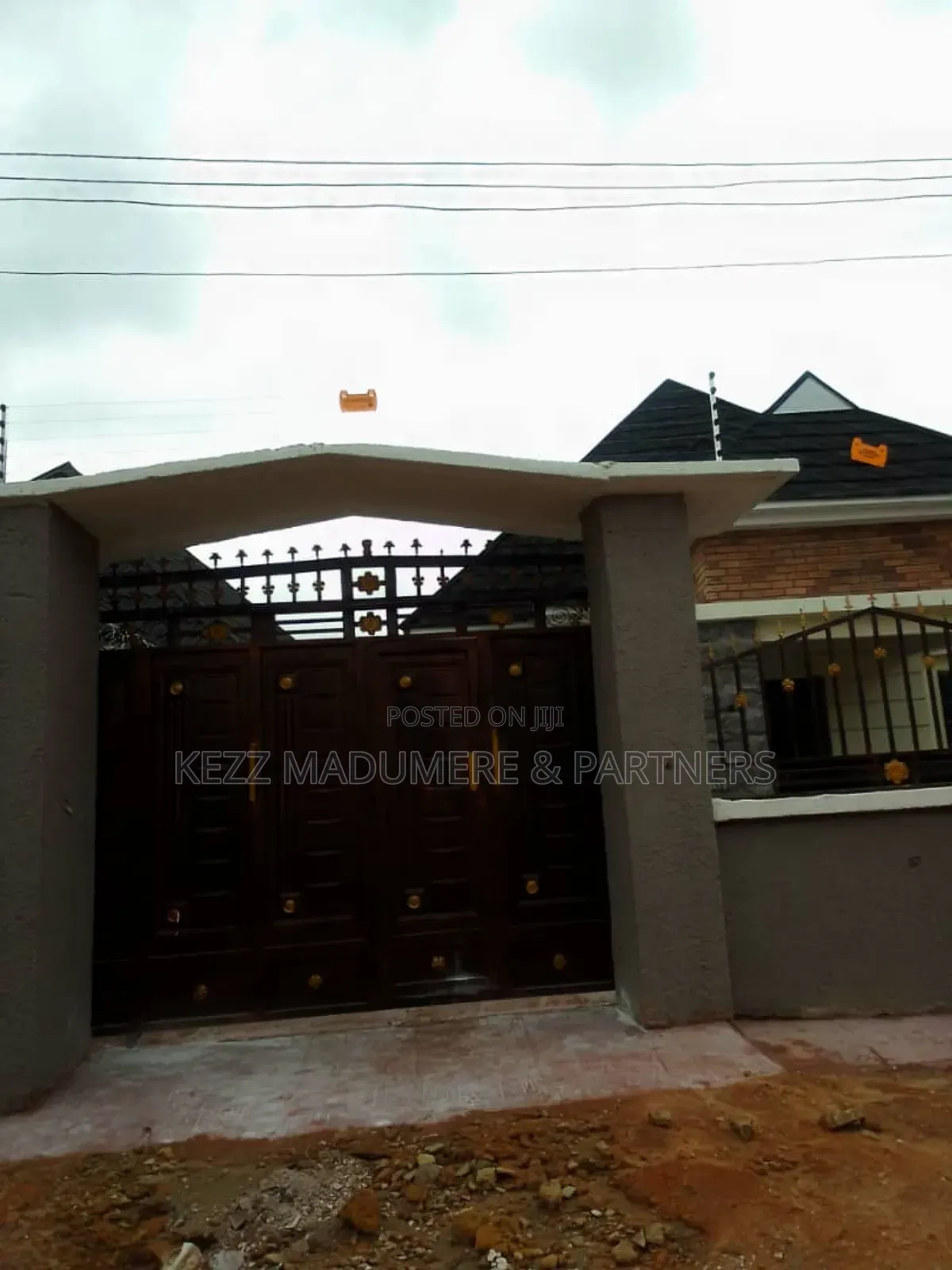 4bdrm Bungalow in Opobo Road, Aba for sale in Aba North
