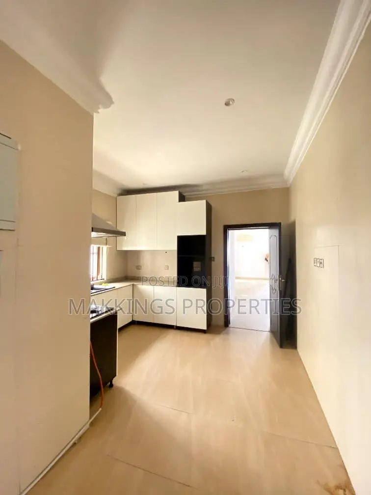 3bdrm Duplex in Banana Island for rent in Banana Island