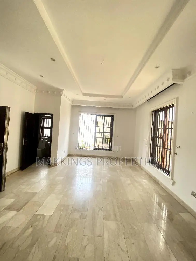 3bdrm Duplex in Banana Island for rent in Banana Island