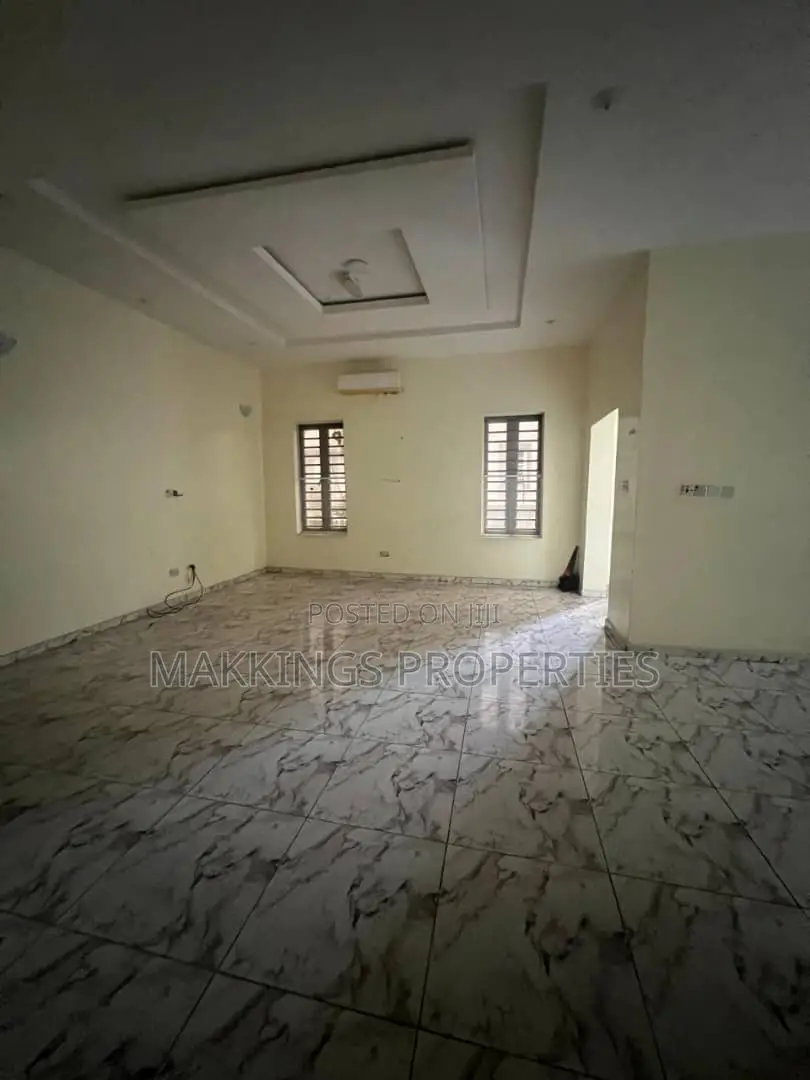 4bdrm Duplex in Ologolo for rent in Ologolo