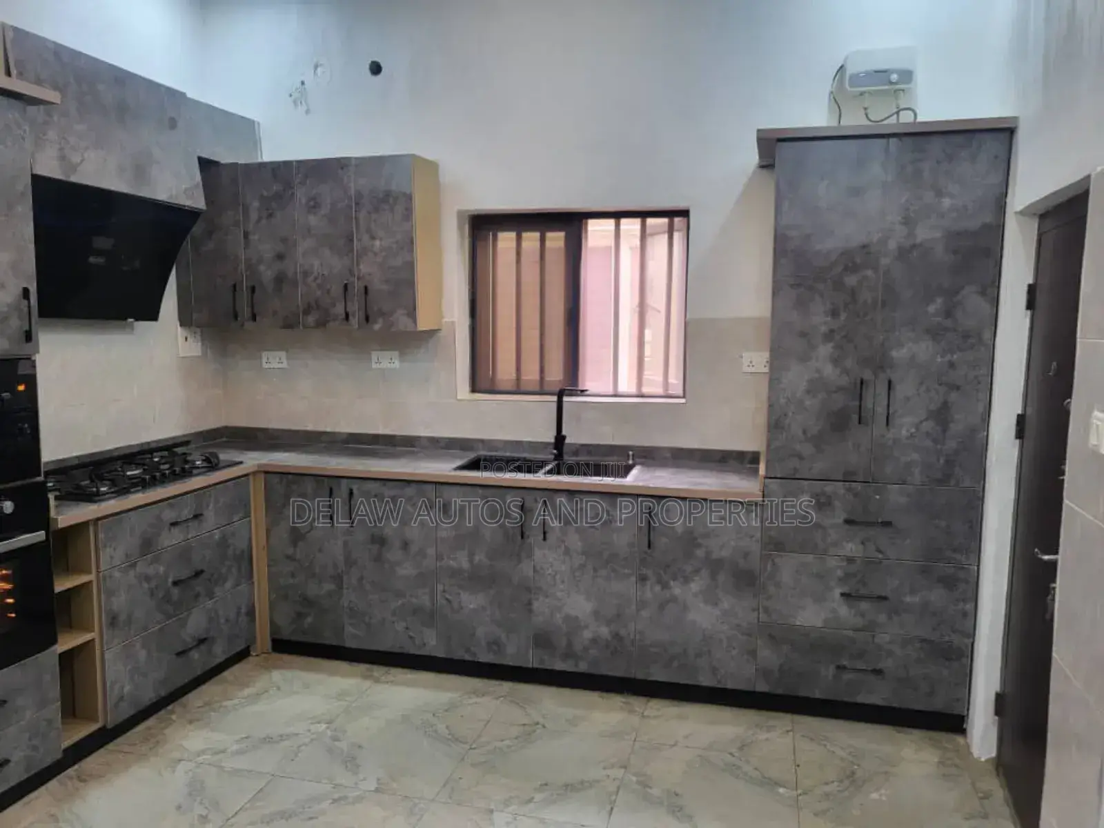 4bdrm Duplex in Naf Valley Estate for rent in Asokoro