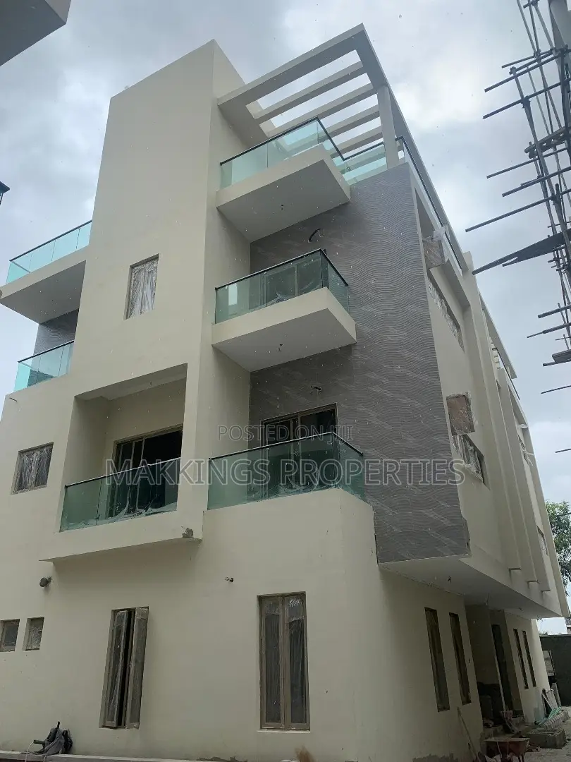 5bdrm Duplex in Banana Island for rent in Banana Island