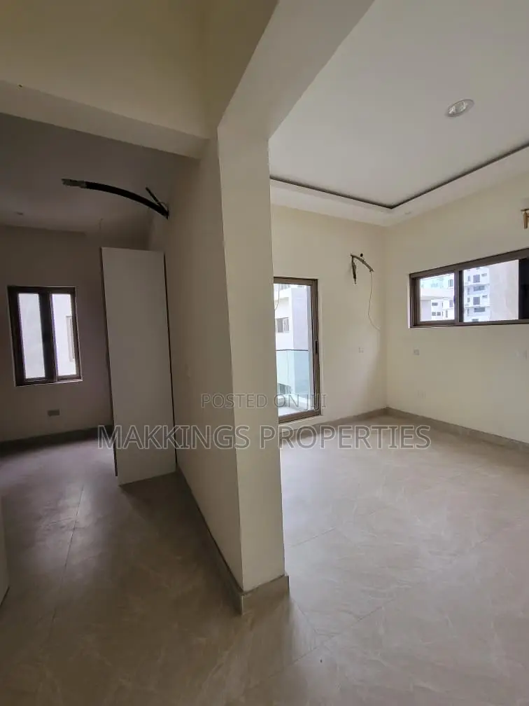 5bdrm Duplex in Banana Island for rent in Banana Island