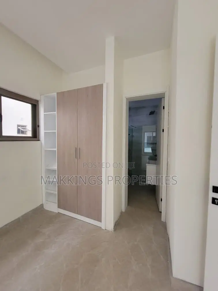 5bdrm Duplex in Banana Island for rent in Banana Island