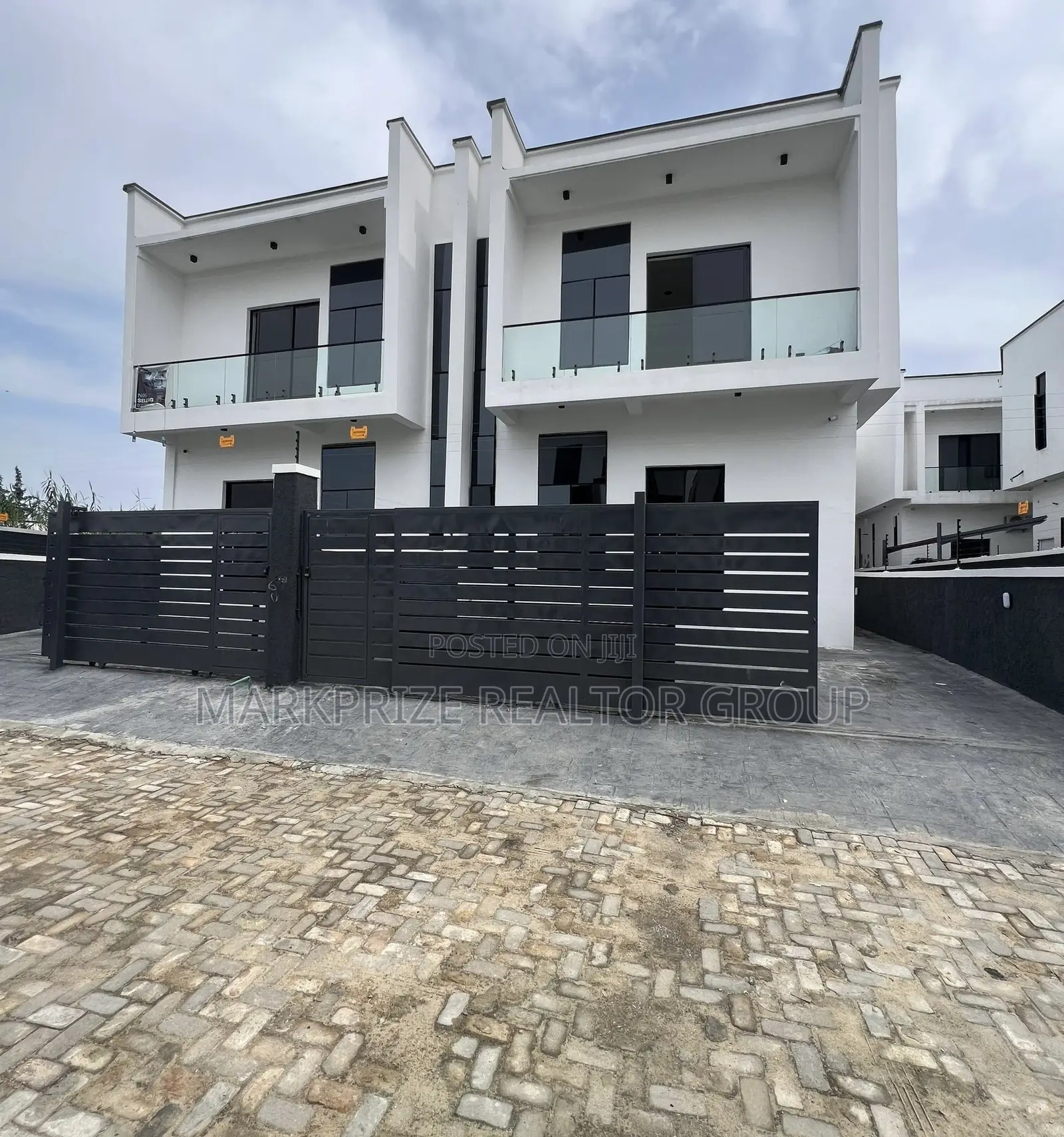 4bdrm Duplex in Orchid 2Nd Toll Gate for sale in Lekki