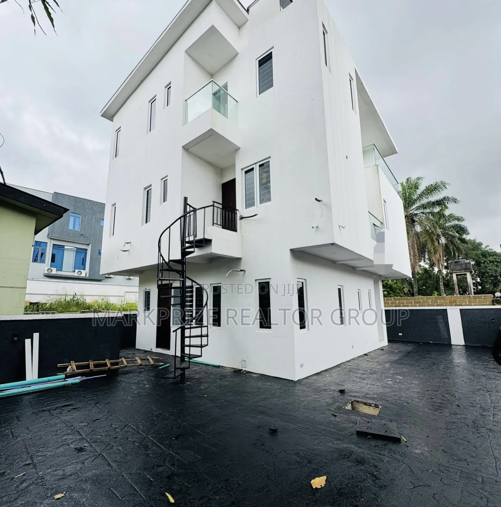 4bdrm Duplex in Adeniyi Jones Ikeja for sale in Adeniyi Jones