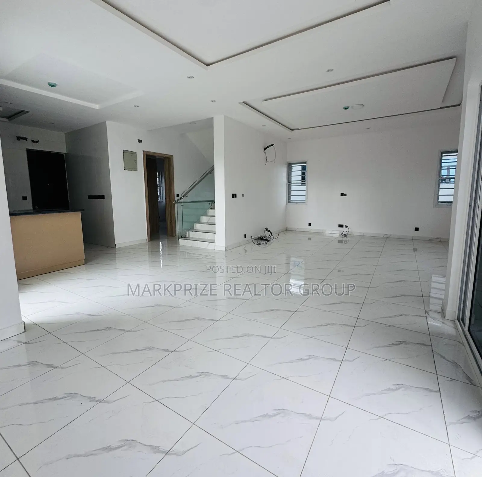 4bdrm Duplex in Adeniyi Jones Ikeja for sale in Adeniyi Jones