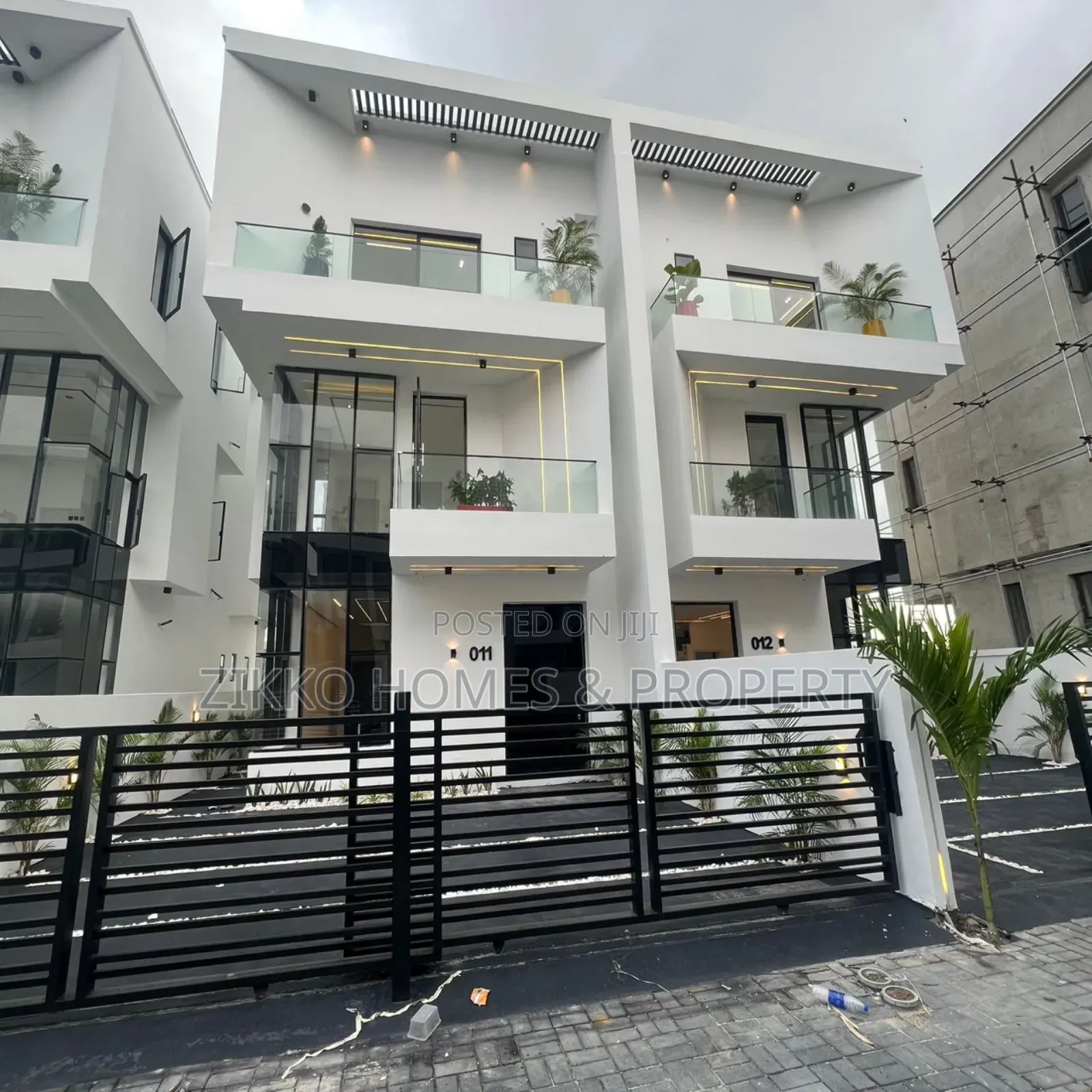 4bdrm Duplex in Orchid Road, Lekki for sale in Lekki