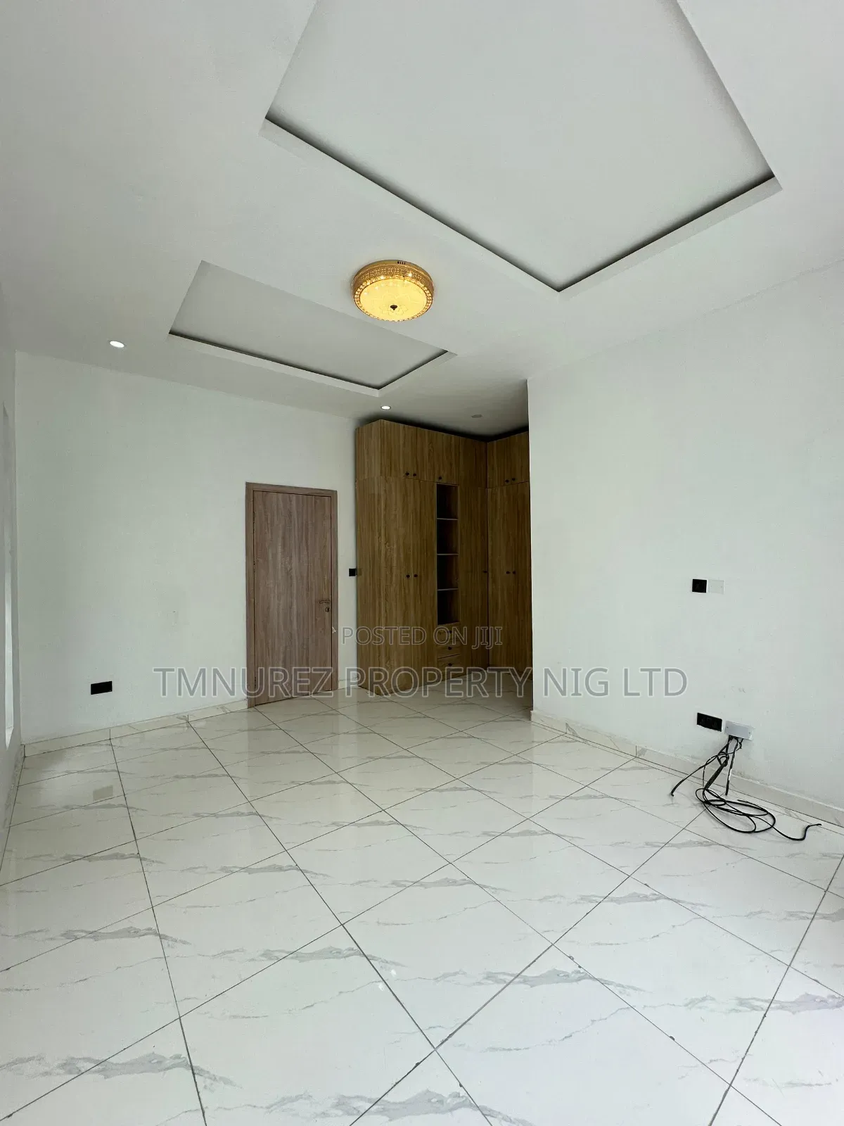 3bdrm Duplex in Ikota for sale in Ikota
